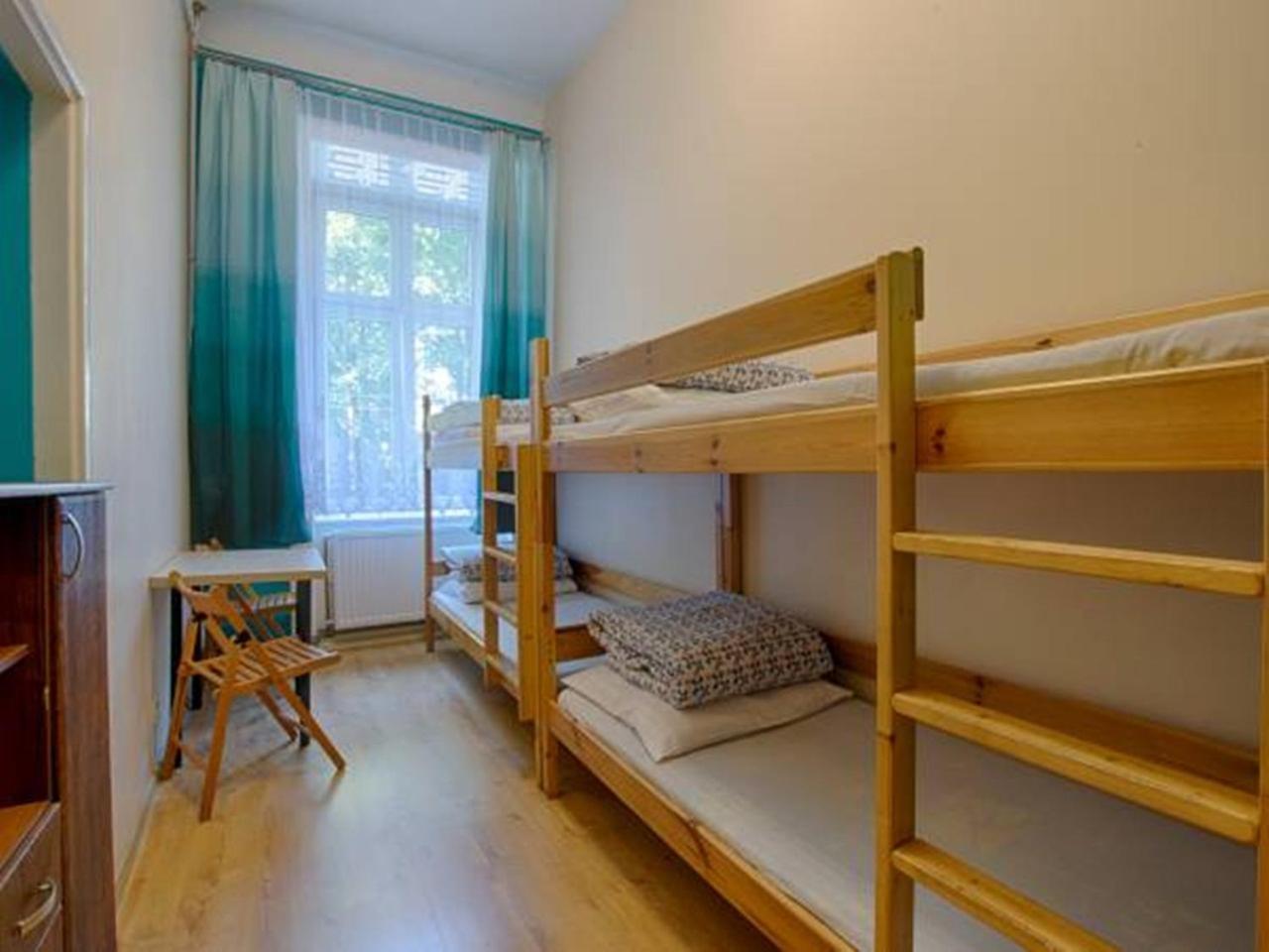 Euro Hostel Краков Экстерьер фото