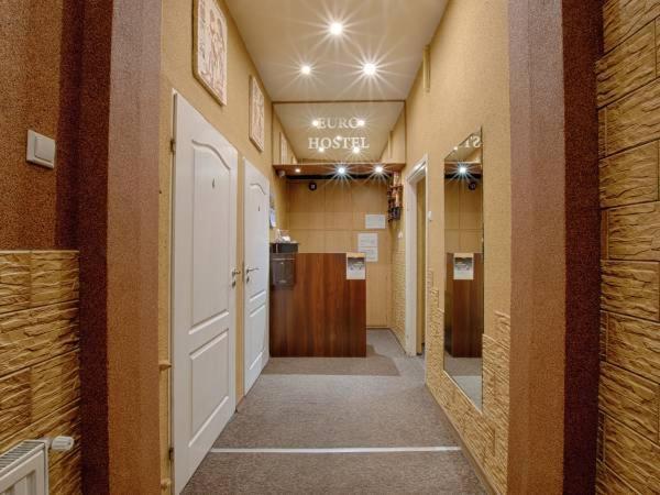 Euro Hostel Краков Экстерьер фото